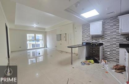 Apartment - 1 - 2 for rent in Al Rawdha Residence C98 - Rawdhat Abu Dhabi - Abu Dhabi