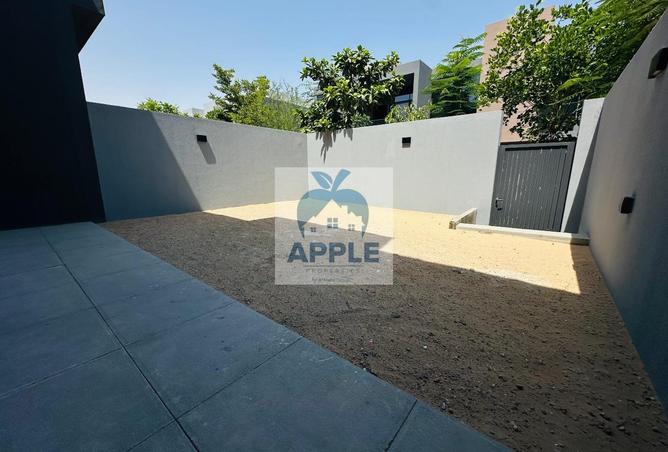 100864921 - Property Image 3