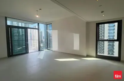 شقة - 2 غرف نوم - 2 حمامات للايجار في برج التاج - وسط مدينة دبي - دبي