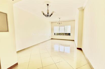 Apartment - 3 Bedrooms - 3 Bathrooms for rent in New Al Taawun Road - Al Taawun - Sharjah