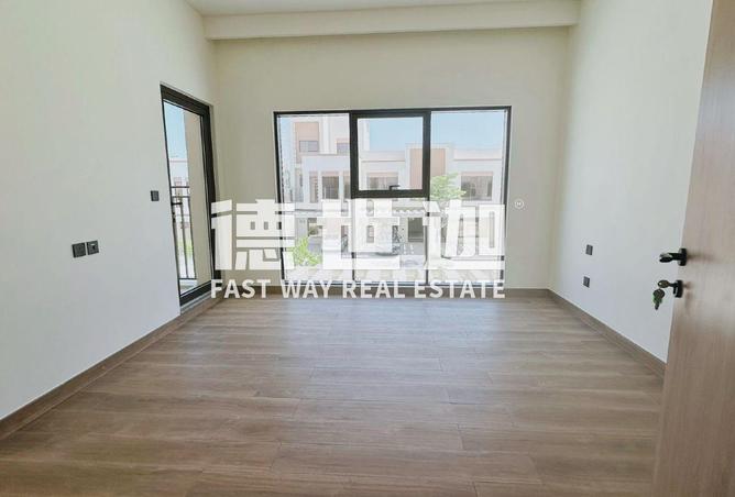 94019000 - Property Image 2