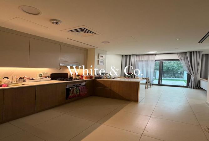 80690225 - Property Image 3