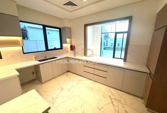 98681991 - Property Image 3