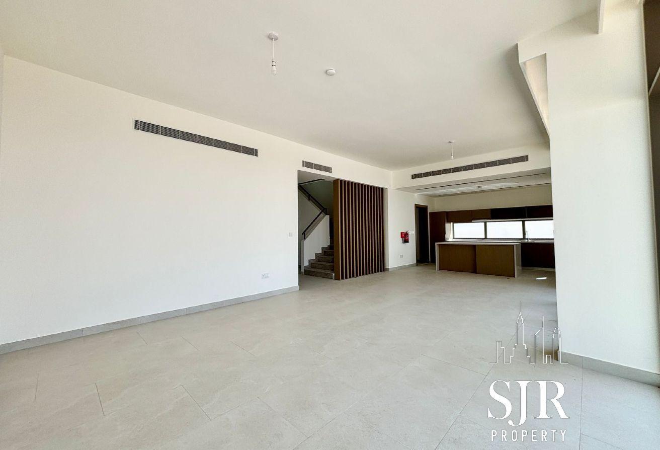 Luxury 5Bed Type A | Single Row Park Backing photo 6