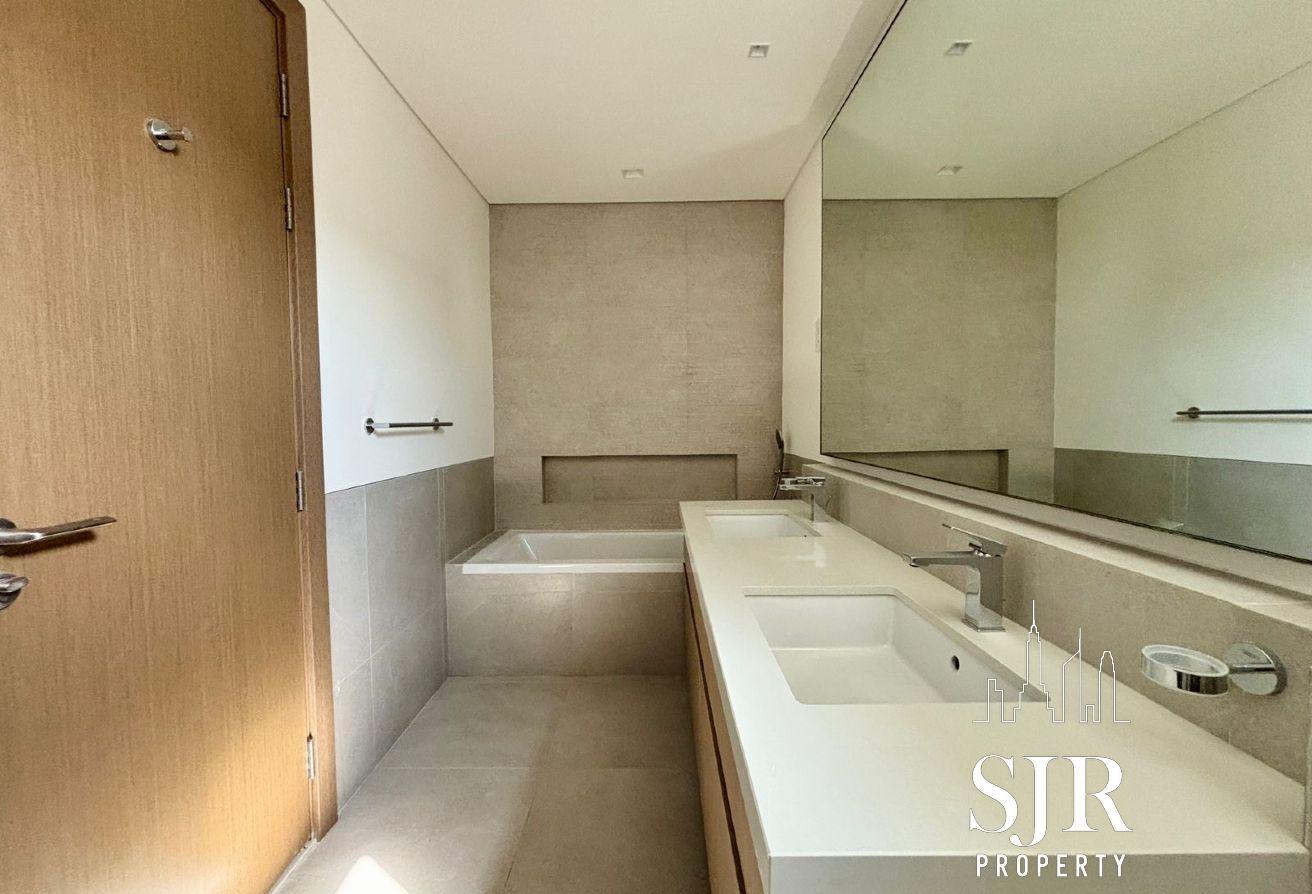 Luxury 5Bed Type A | Single Row Park Backing photo 24