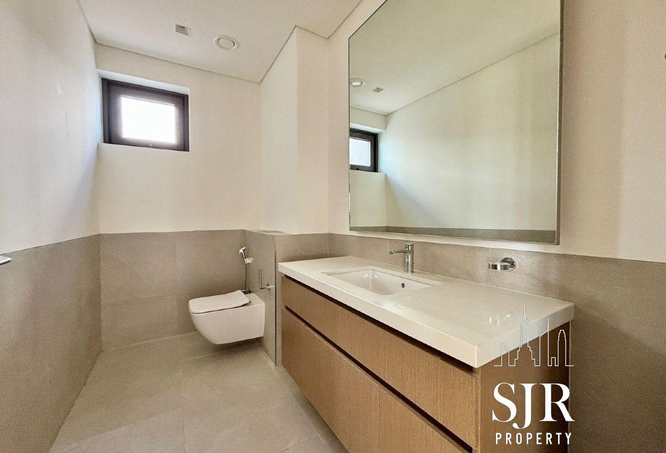 Luxury 5Bed Type A | Single Row Park Backing photo 11