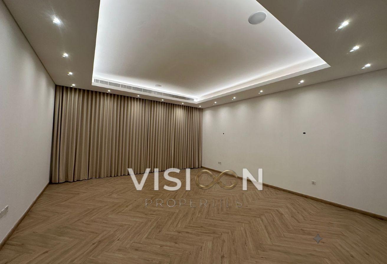Huge 5BR Villa l Modern l Driver & Maid Room photo 24