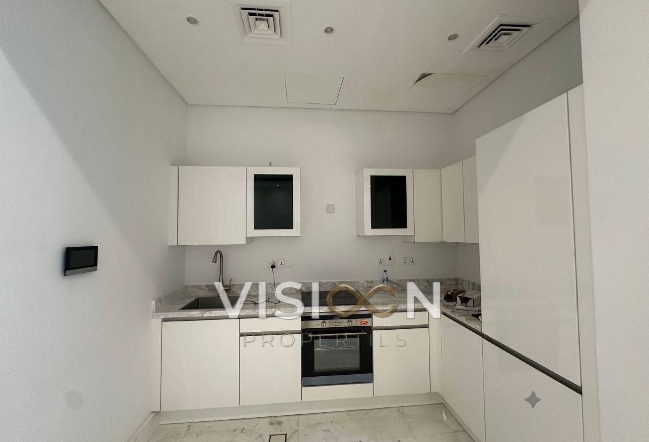 Huge 5BR Villa l Modern l Driver & Maid Room photo 20