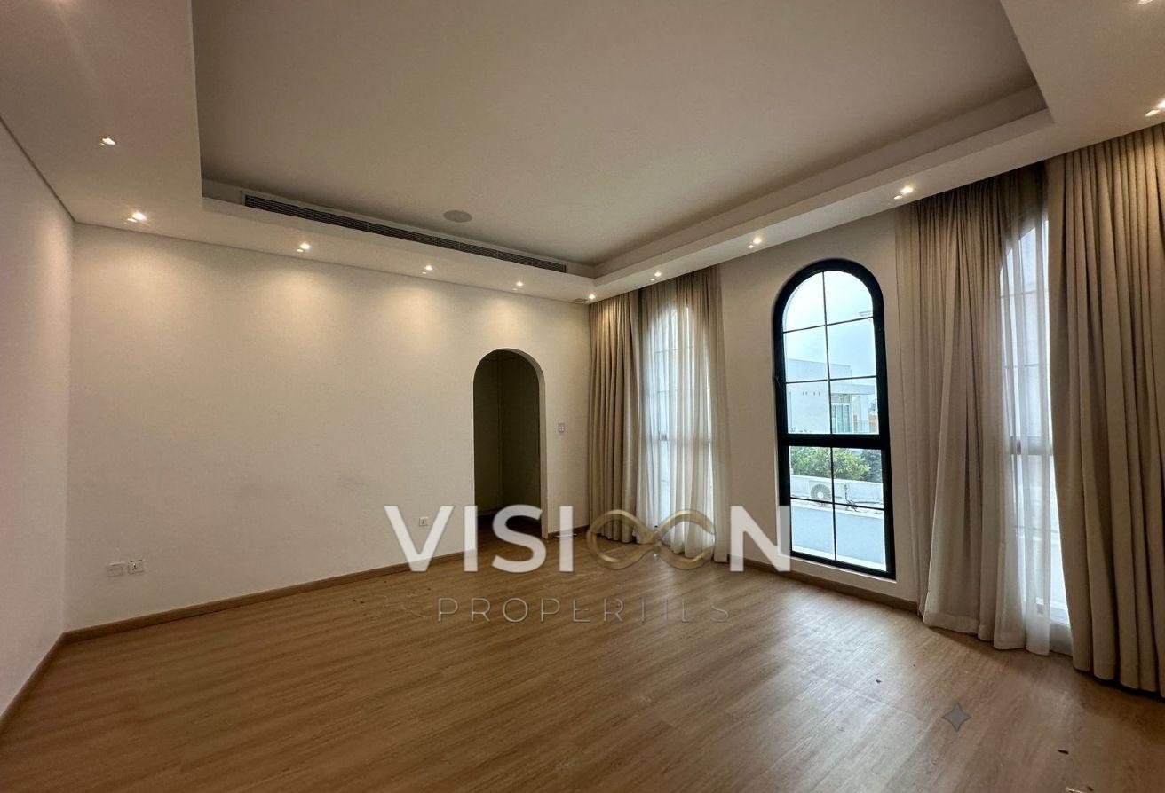 Huge 5BR Villa l Modern l Driver & Maid Room photo 19