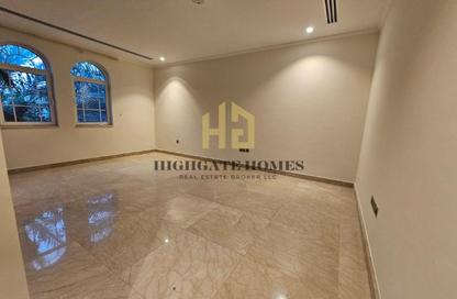 Villa - 4 Bedrooms - 5 Bathrooms for rent in District 4 - Jumeirah Park - Dubai
