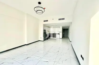 Apartment - 2 Bedrooms - 2 Bathrooms for rent in Rukan Tower B - Rukan Tower - Rukan - Dubai Land - Dubai