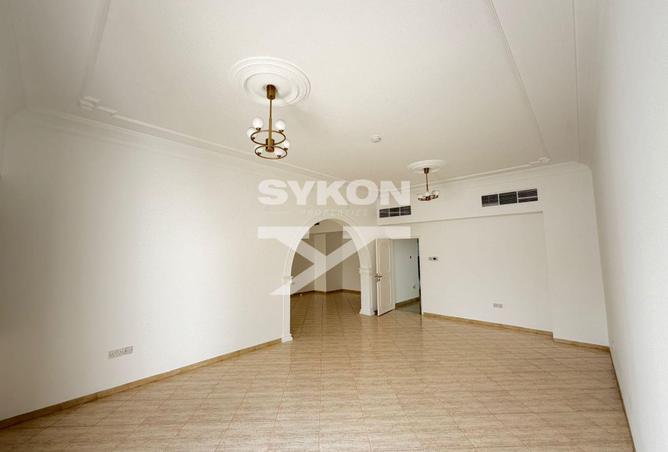 2OnFN48xJom - Property Image 2