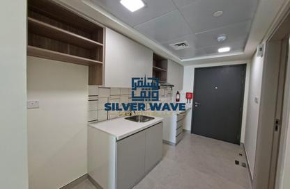 Apartment - Studio - 1 Bathroom for rent in Reeman Living - Al Shamkha - Abu Dhabi