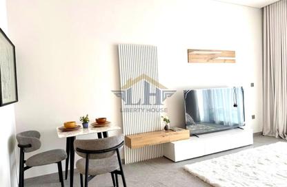 Apartment - Studio - 1 for rent in Peninsula Four - Peninsula - Business Bay - Dubai