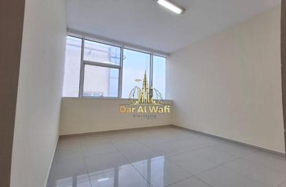 Apartment - 1 Bedroom - 1 Bathroom for rent in Tiger Building Al Qadesia - Al Nahda - Sharjah