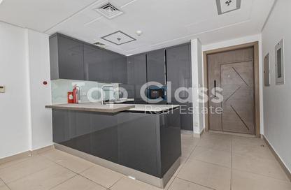 Apartment - 1 Bedroom - 2 Bathrooms for sale in Sunrise Legend - Arjan - Dubai