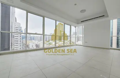 شقة - 3 غرف نوم - 4 حمامات للايجار في شارع حمدان - أبوظبي