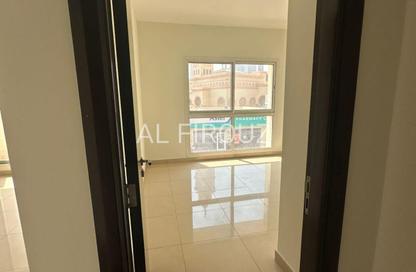 Apartment - 1 - 2 for rent in Royal JVC Building - District 10 - Jumeirah Village Circle - Dubai