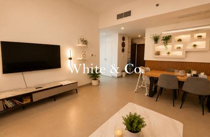 Apartment - 2 Bedrooms - 2 Bathrooms for sale in Hayat Boulevard 1A - Hayat Boulevard 1 - Hayat Boulevard - Town Square - Dubai