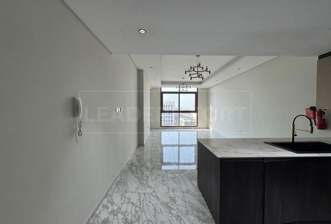 2BR | Close to Metro | Near School