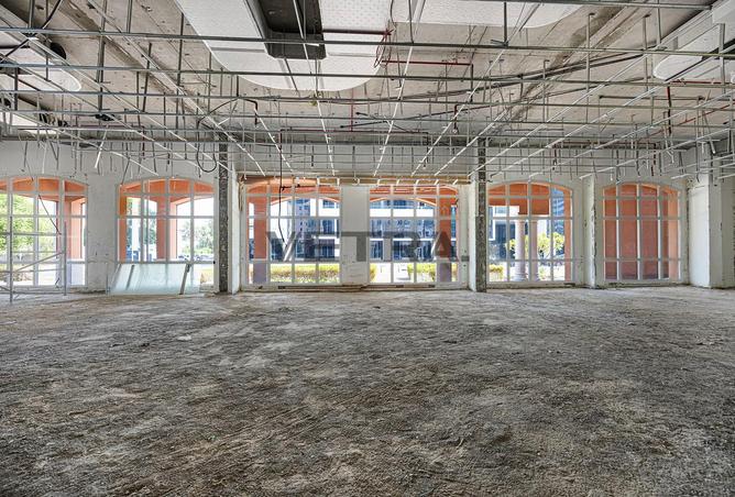 127464010 - Property Main Image