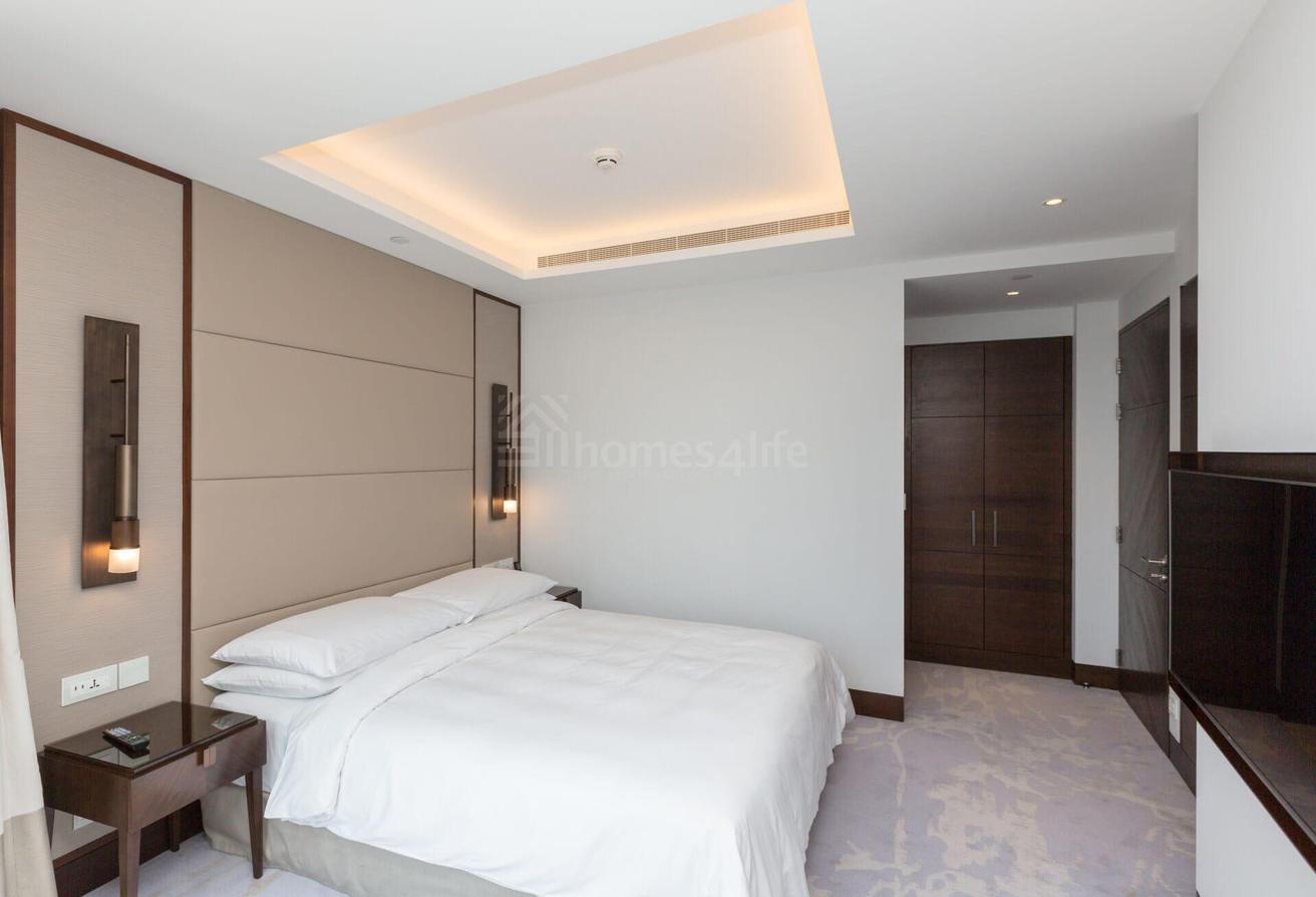 Burj Khalifa view | Vacant | Furnished photo 4