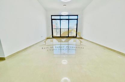 Apartment - 2 - 3 for rent in Jumeirah Garden City - Al Satwa - Dubai