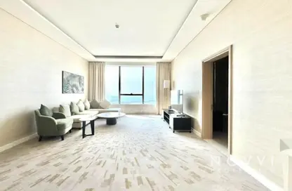 Apartment - 1 Bedroom - 2 Bathrooms for rent in The Palm Tower - Palm Jumeirah - Dubai