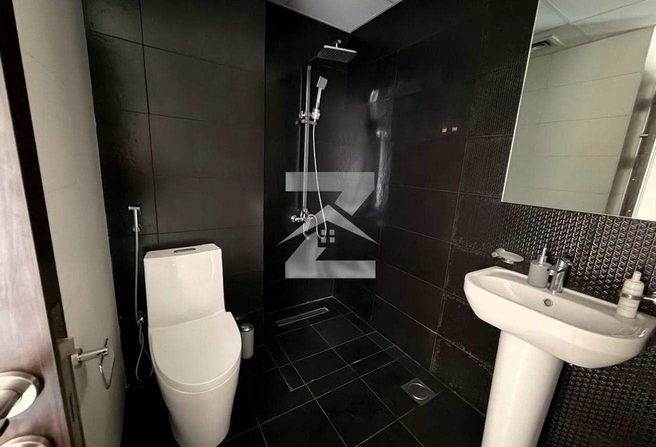Vacant! 1BHK convertable to 2BHK| Stunning Pool View | Flexible Cheques photo 6