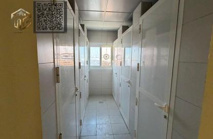 Labor Camp - Studio - 7+ Bathrooms for rent in Al Sajaa Industrial - Al Sajaa - Sharjah