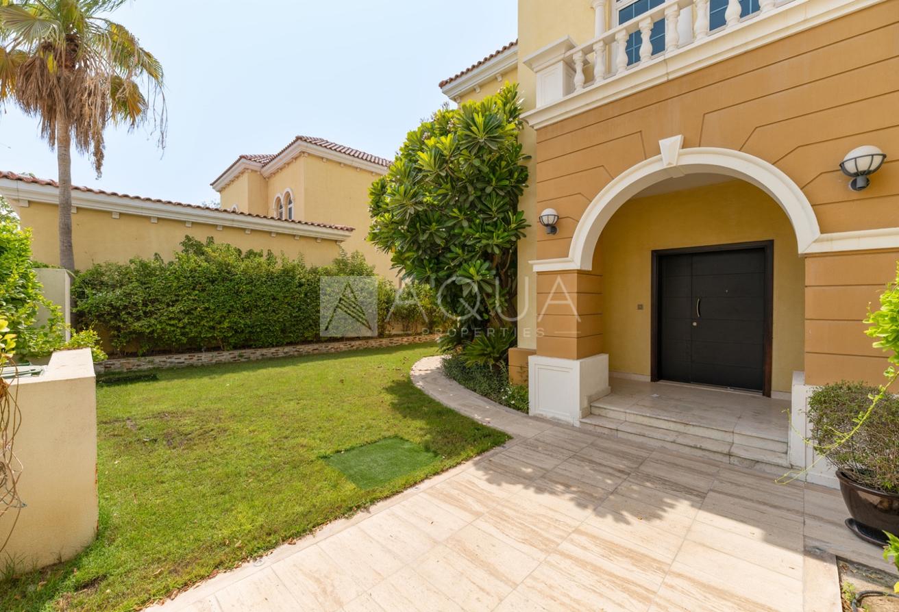 4 Bed Conversion | Vacant | Pool & Jacuzzi photo 24