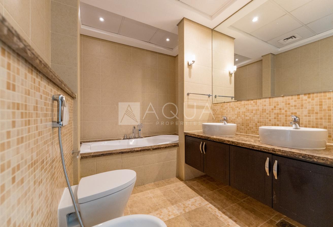 4 Bed Conversion | Vacant | Pool & Jacuzzi photo 19