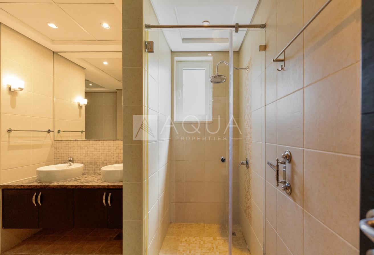 4 Bed Conversion | Vacant | Pool & Jacuzzi photo 23