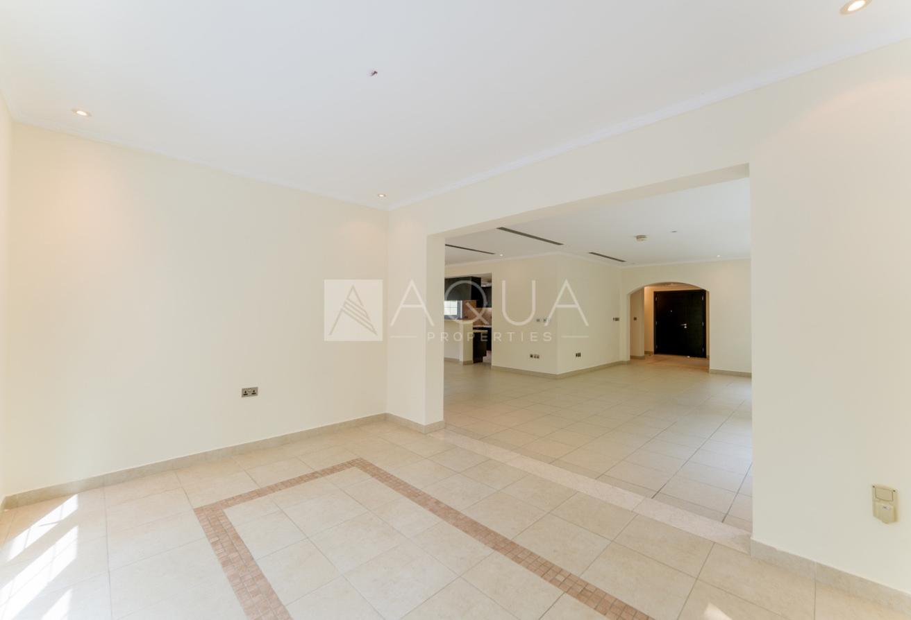 4 Bed Conversion | Vacant | Pool & Jacuzzi photo 8