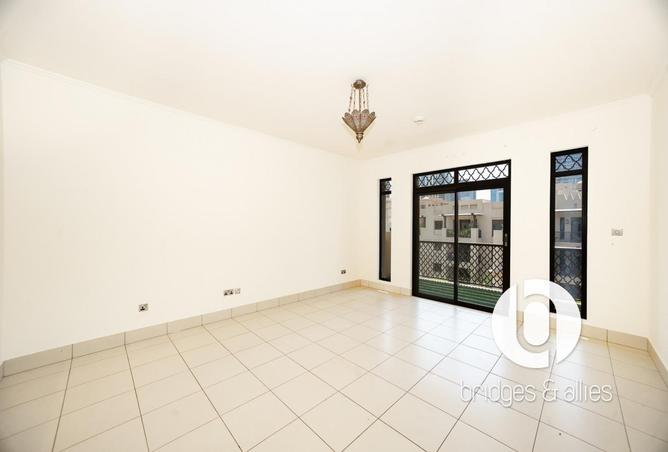 80260448 - Property Image 2