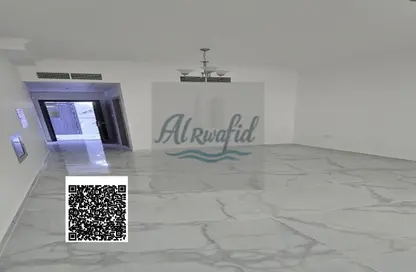 عمارة بالكامل - 8 غرف نوم - 8 حمامات للبيع في تلال عجمان - العالية - عجمان