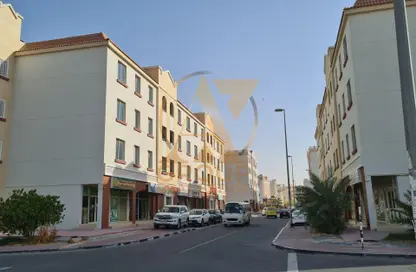 Shop - Studio for rent in England Cluster - International City - Dubai