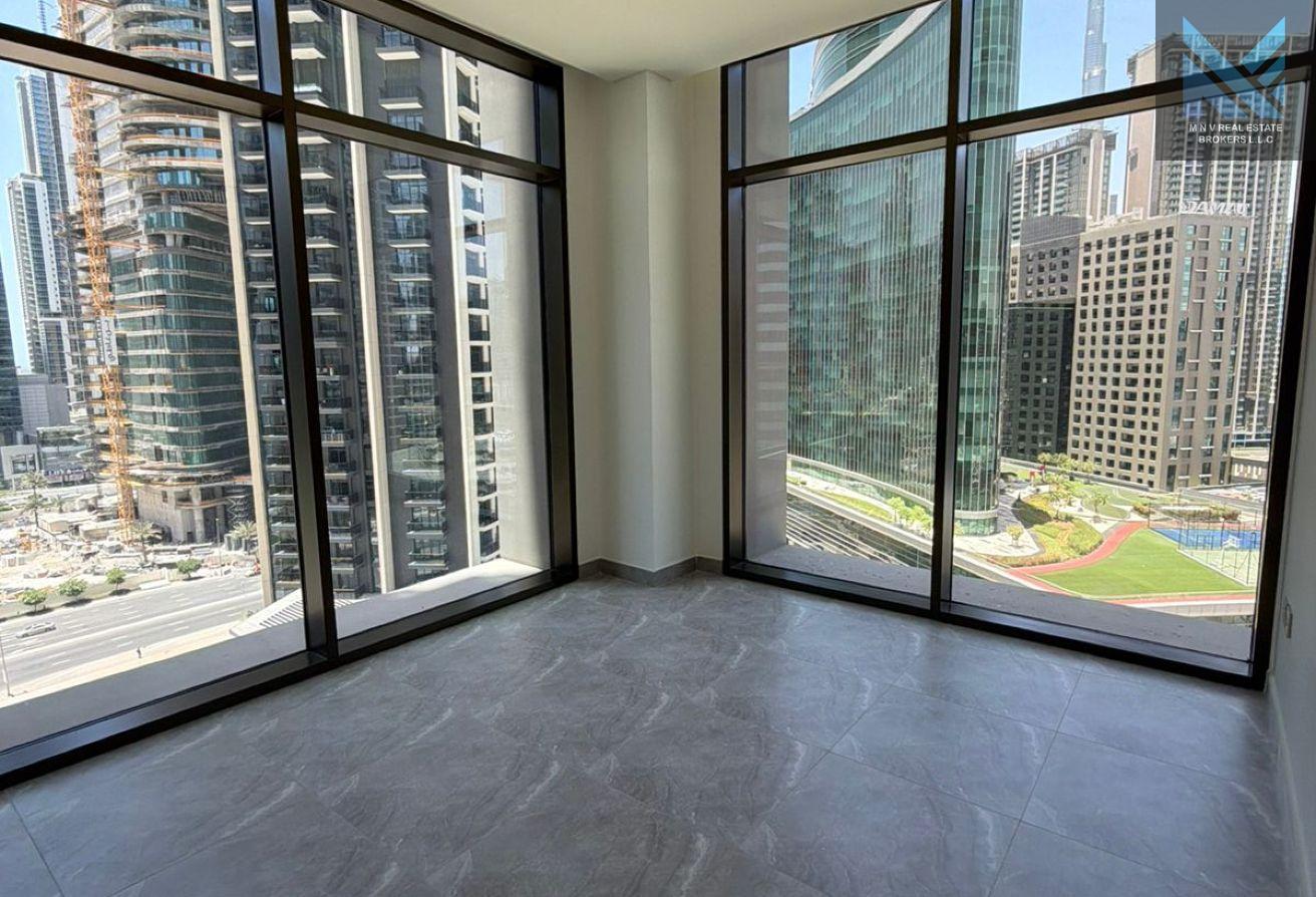 1BR Waterfront Apartment with Burj Khalifa Views photo 2