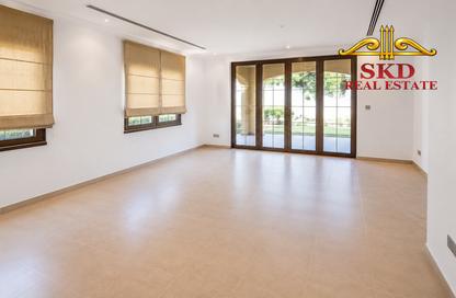 Villa - 3 - 4 for rent in District 7 - Jumeirah Park - Dubai