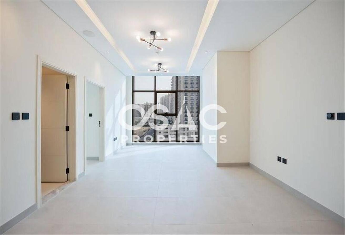Brand New Apartment | Premium Amenities | Spacious photo 3