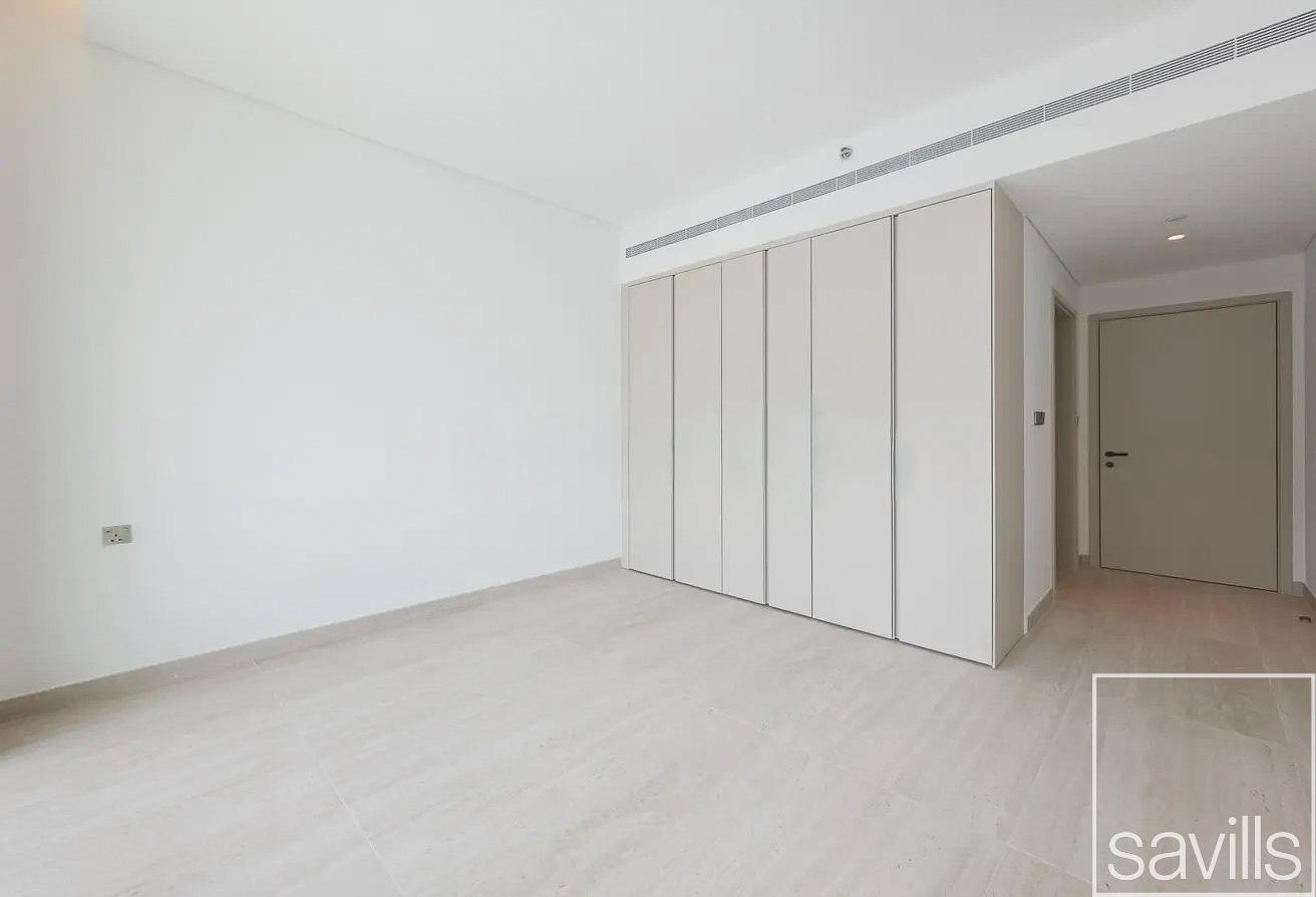 Burj Al Arab View | Corner Unit | Large Layout photo 5