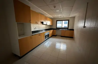 Apartment - 3 Bedrooms - 5 Bathrooms for rent in Garhoud Views - Al Garhoud - Dubai