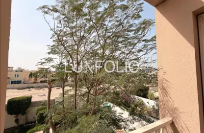 فيلا - 4 غرف نوم - 3 حمامات للايجار في الينابيع 11 - الينابيع - دبي فيلا - 4 غرف نوم - 3 حمامات للايجار في الينابيع 11 - الينابيع - دبي