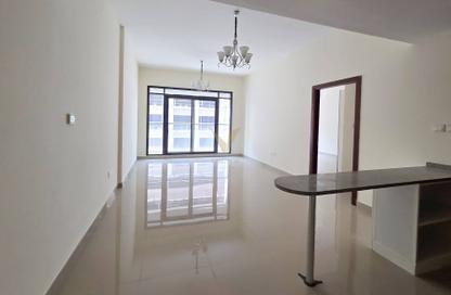 Apartment - 1 Bedroom - 2 Bathrooms for rent in Etlala Residence 2 - Etlala Residence - Dubai Land Residence Complex - Dubai