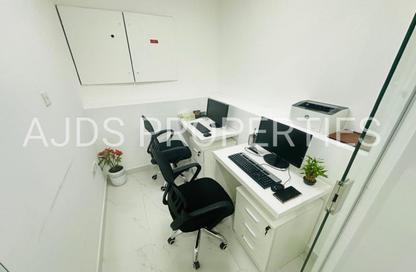 Office Space - Studio - 1 Bathroom for rent in Reem Residency - Al Karama - Dubai