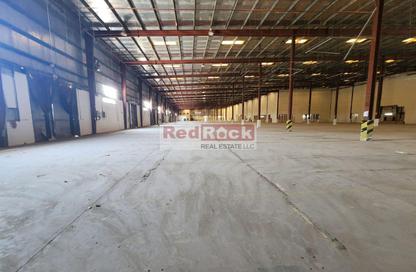 Warehouse - Studio - 5 Bathrooms for rent in Al Quoz Industrial Area 1 - Al Quoz Industrial Area - Al Quoz - Dubai Warehouse - Studio - 5 Bathrooms for rent in Al Quoz Industrial Area 1 - Al Quoz Industrial Area - Al Quoz - Dubai