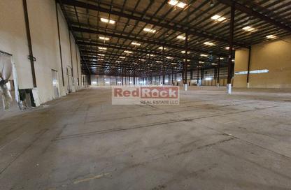 Warehouse - Studio - 5 Bathrooms for rent in Al Quoz Industrial Area 1 - Al Quoz Industrial Area - Al Quoz - Dubai Warehouse - Studio - 5 Bathrooms for rent in Al Quoz Industrial Area 1 - Al Quoz Industrial Area - Al Quoz - Dubai