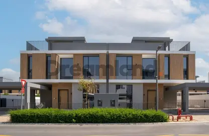 Villa - 5 Bedrooms - 7 Bathrooms for sale in June - Arabian Ranches 3 - Dubai