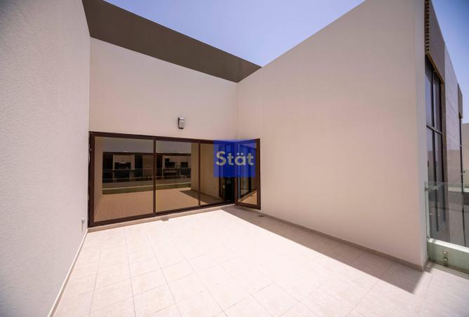 104680874 - Property Image 3