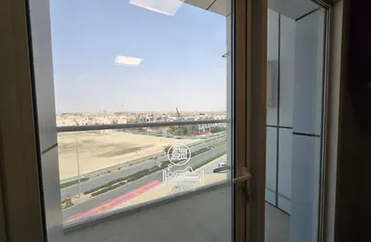 شقة - 2 غرف نوم - 4 حمامات للايجار في مدينة خليفة - أبوظبي